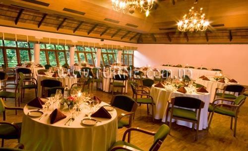 Готель Muthoot Cardamom County 3*