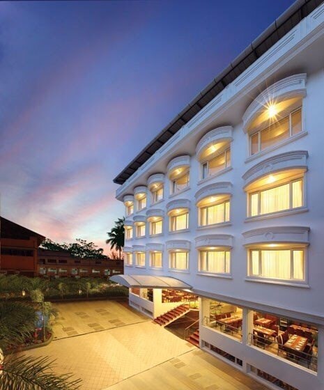Готель Cochin Palace 4*