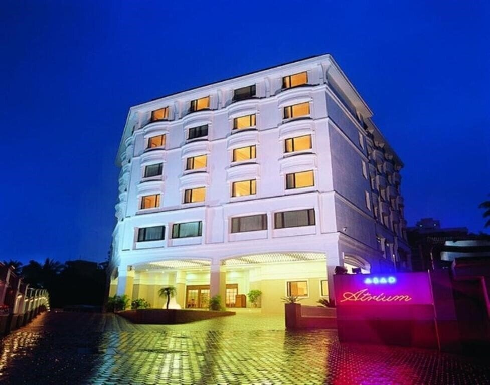 Готель Abad Atrium 4*