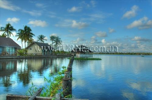 Фотографія Manaltheeram Ayurveda Beach Village 3*