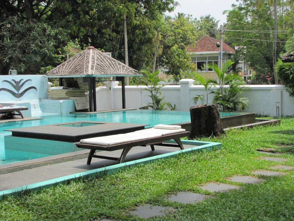 Фотография Old Lighthouse Bristow Hotel 3*