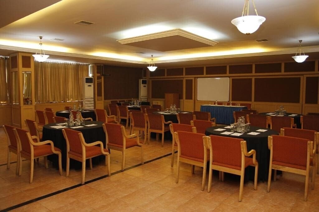 Фотографія Presidency Kochi 3*