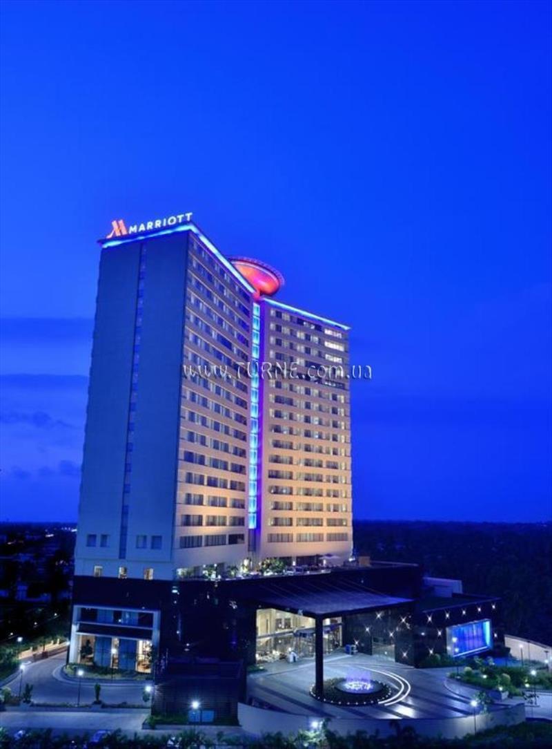 Отель Marrios Hotel Kochi 1*
