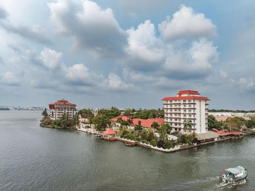 Готель Vivanta By Taj Malabar 5*