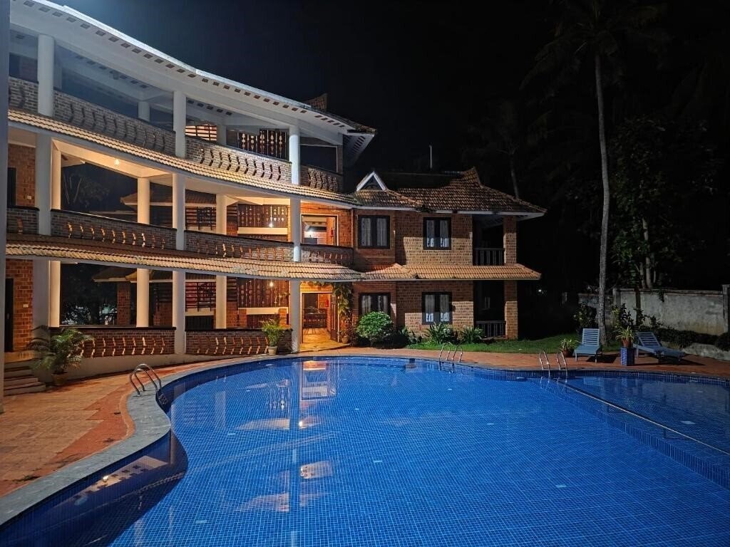 Готель Gods Own Country Ayurveda Resort 3*