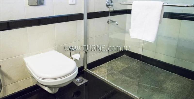 Отель Eastand Lake Song 4*