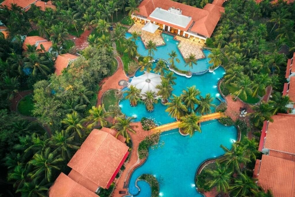 Отель Radisson Blu Resort Temple Bay 5*
