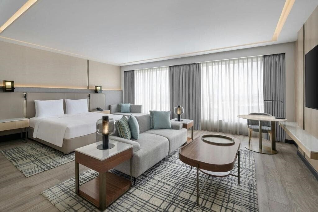 Фото Courtyard by Marriott Goa Colva 5*