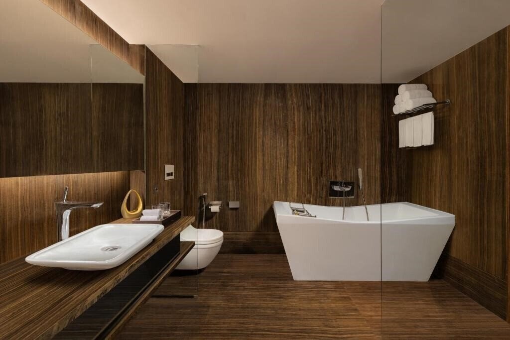 Фотографія Courtyard by Marriott Goa Colva 5*