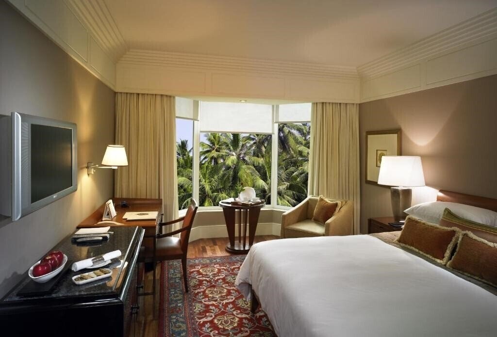 Готель The Leela 5*