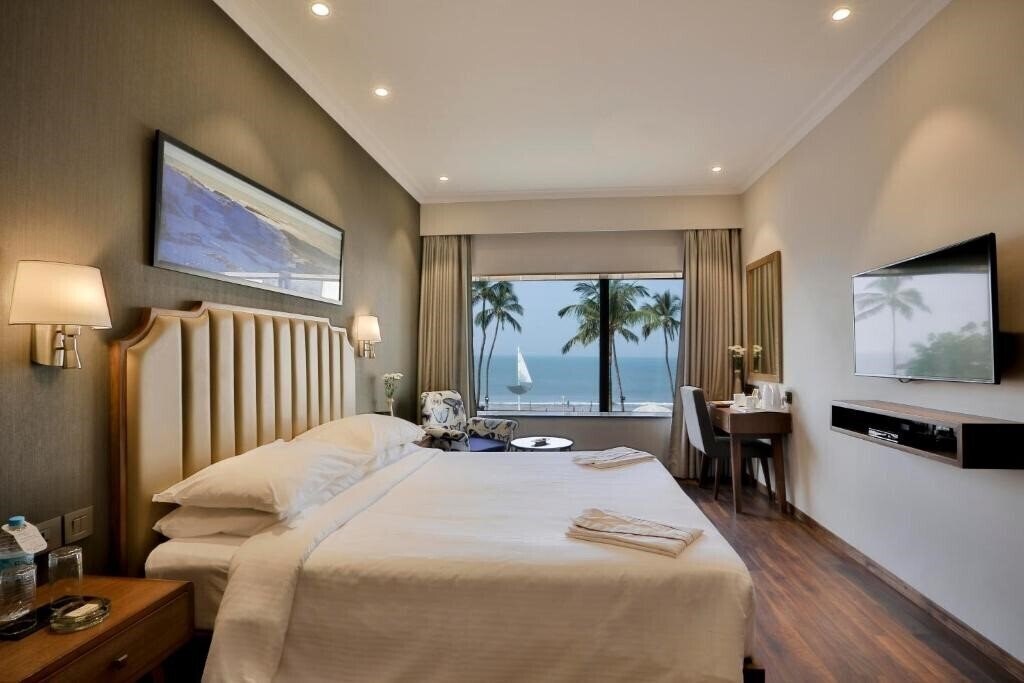 Фото Sun N Sand 5*