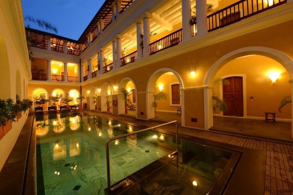 Фото Palais De Mahe 3*
