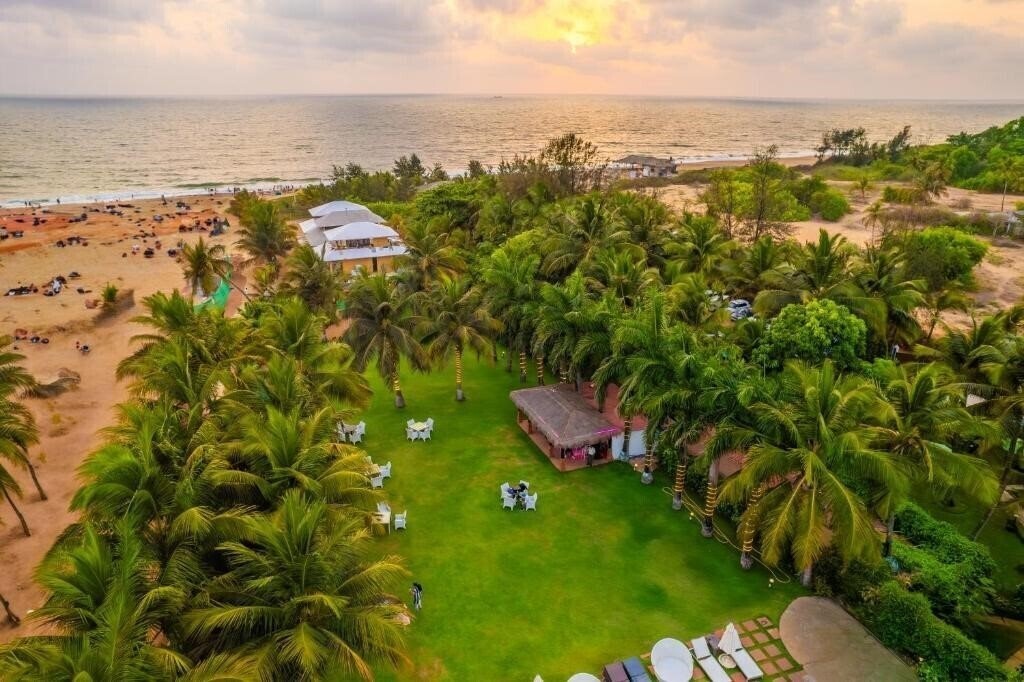 Отель The O Hotel 5*