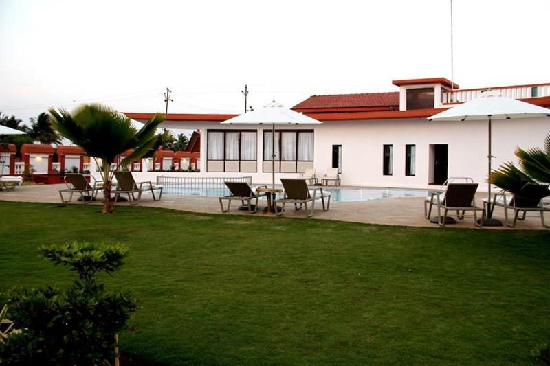 Отель Beiramar 2*