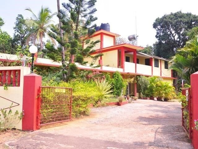 Готель Castelinhos Guest House 1*