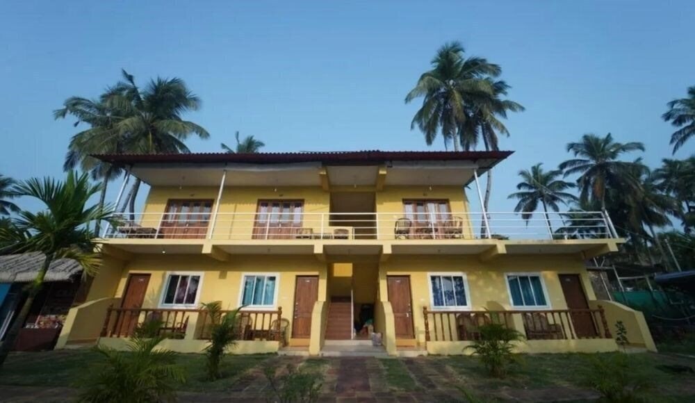 Готель Sea Paradise 2*