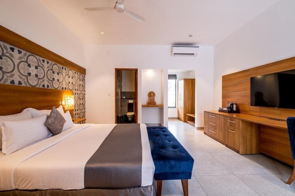 Фото Chalston Resort 3*