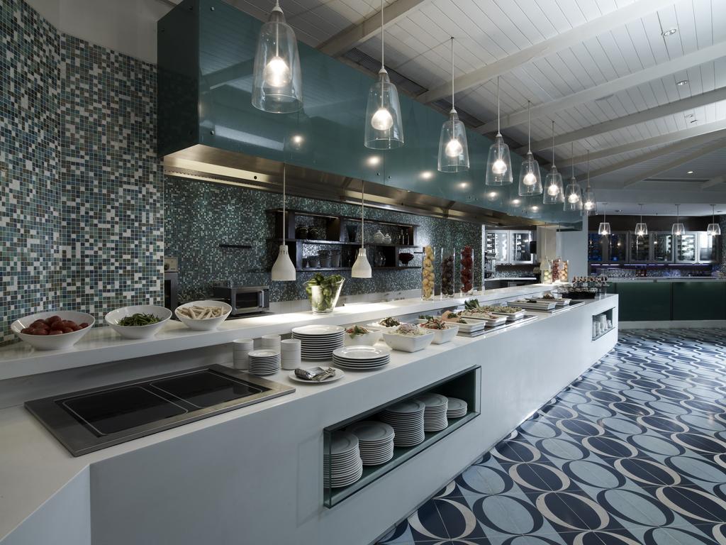 Фото Vivanta By Taj Fort Aguada (ex. Taj Fort Aguada Beach Resort) 5*