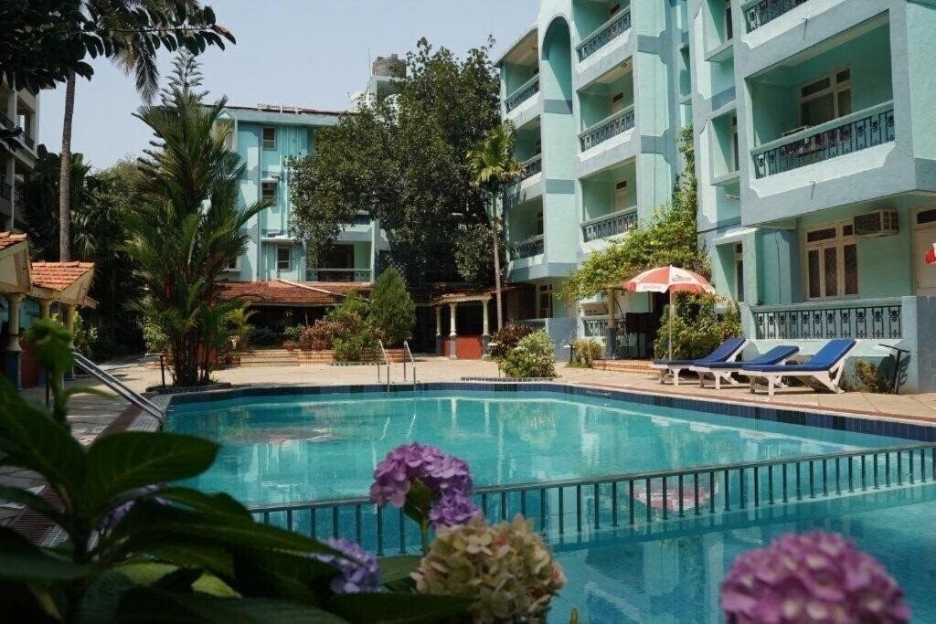 Отель Osborne Resort 2*