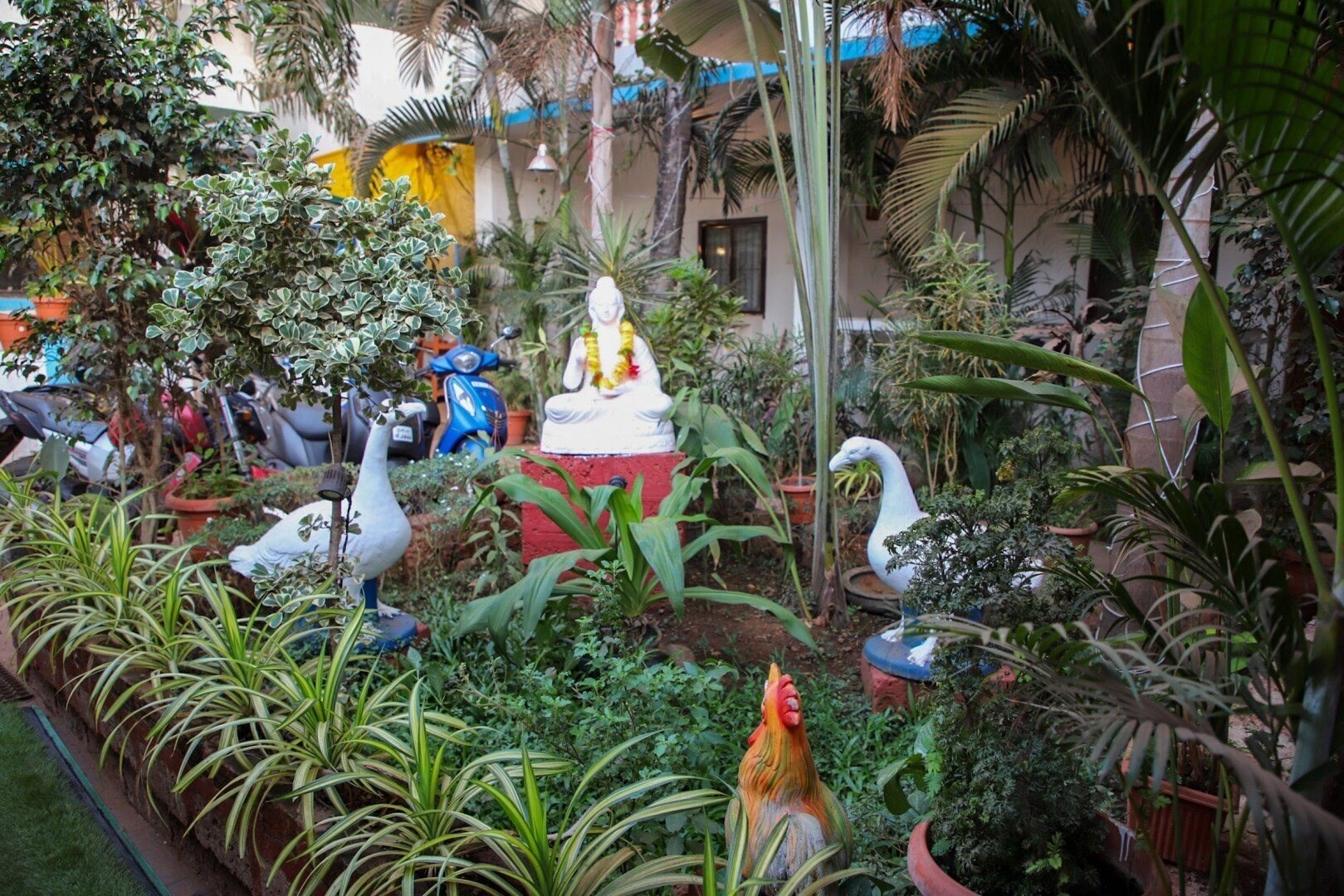 Фото Midguard Sea View Guest House 1*