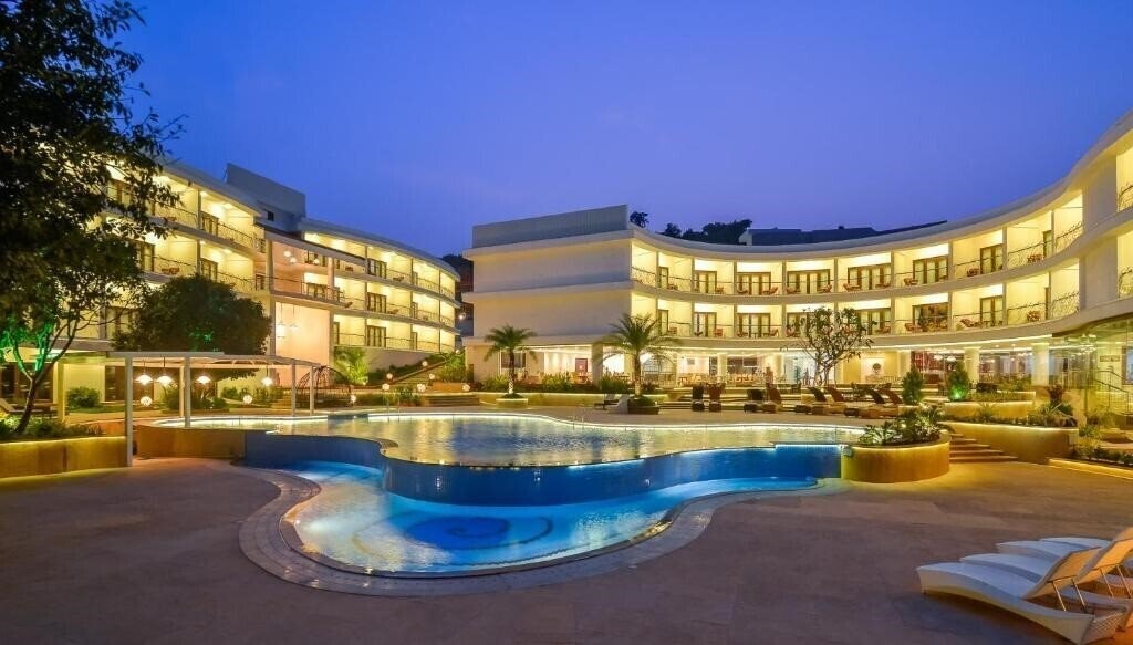 Отель Park Regis Goa 5*