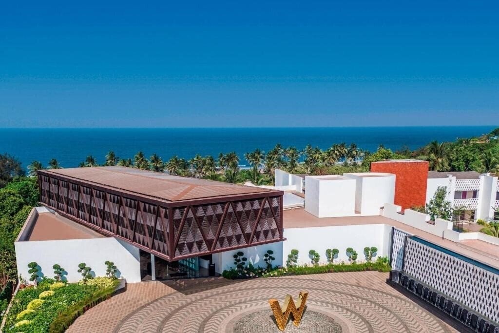 Отель W Goa 5*
