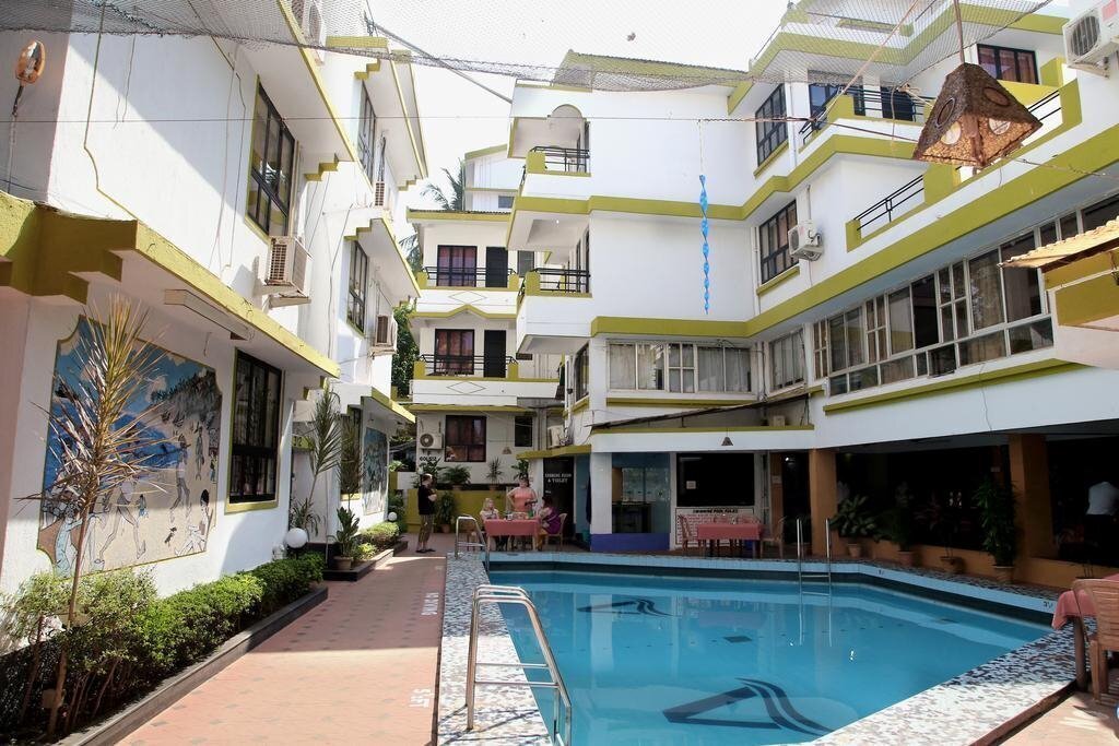 Готель Alor Holiday Resort (ex. Alor Holiday) 2*