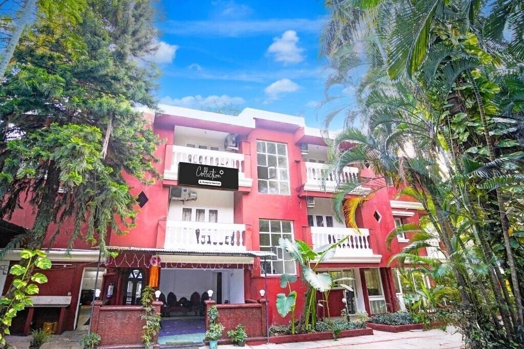 Отель Super Collection O Holiday Street Calangute 2*