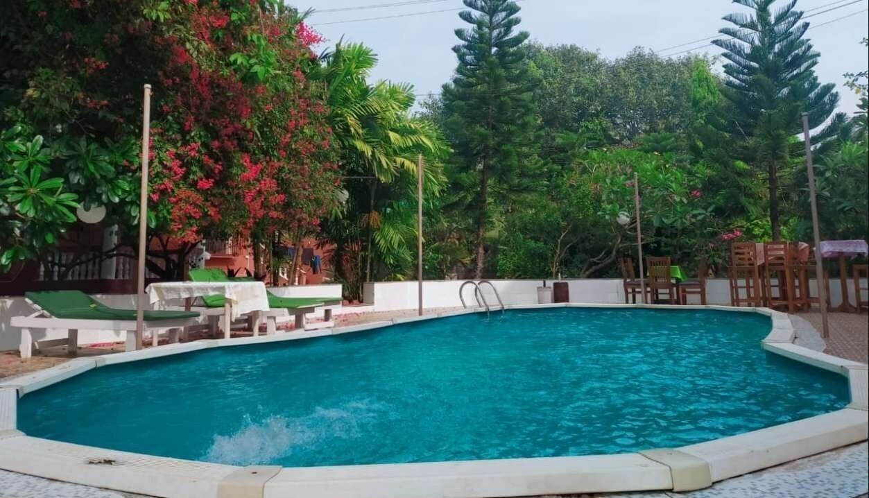 Фотографія Ashoka King Sunshine Cottages 1*