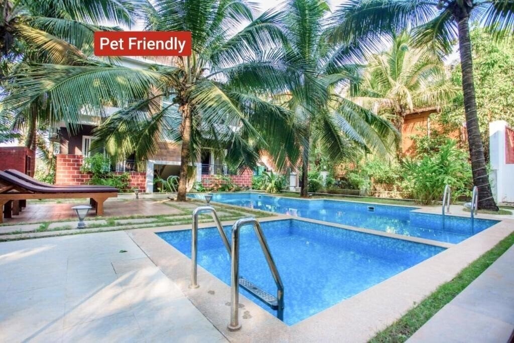 Готель Mariners Bay Resort 3*