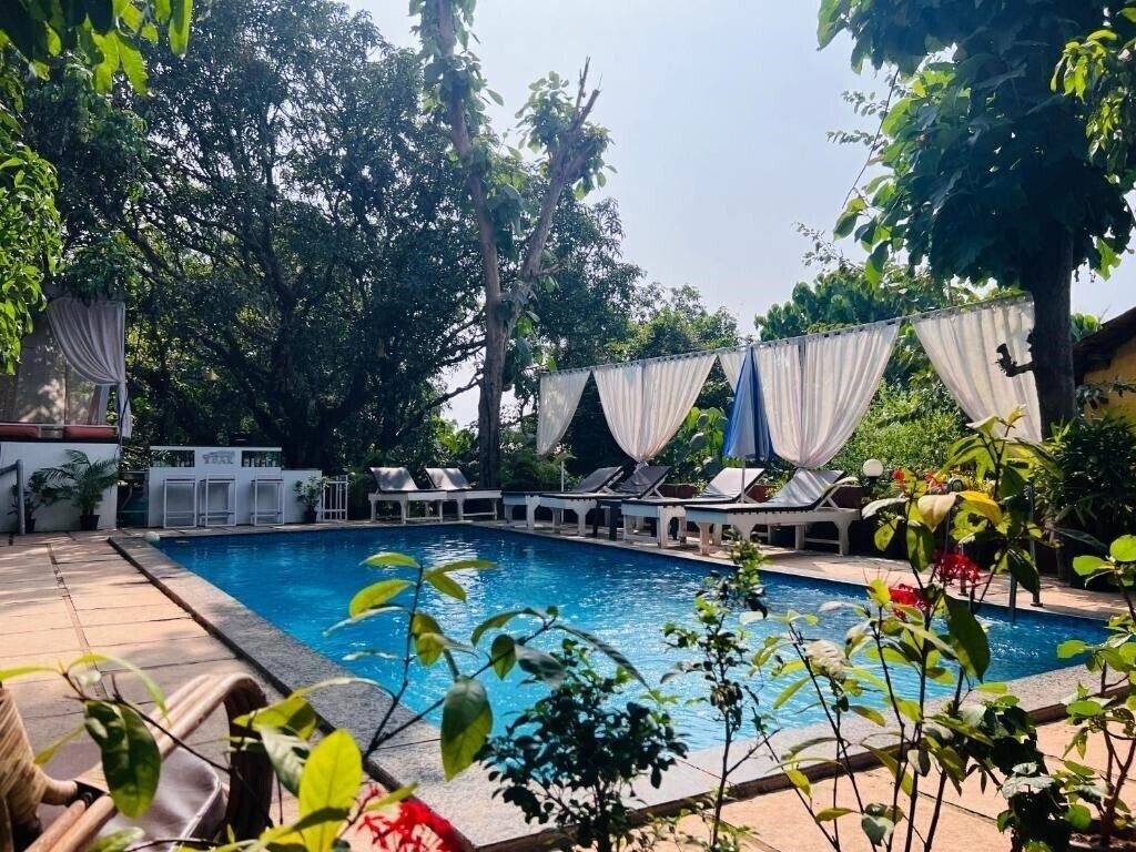 Готель Aaria Hills 2*