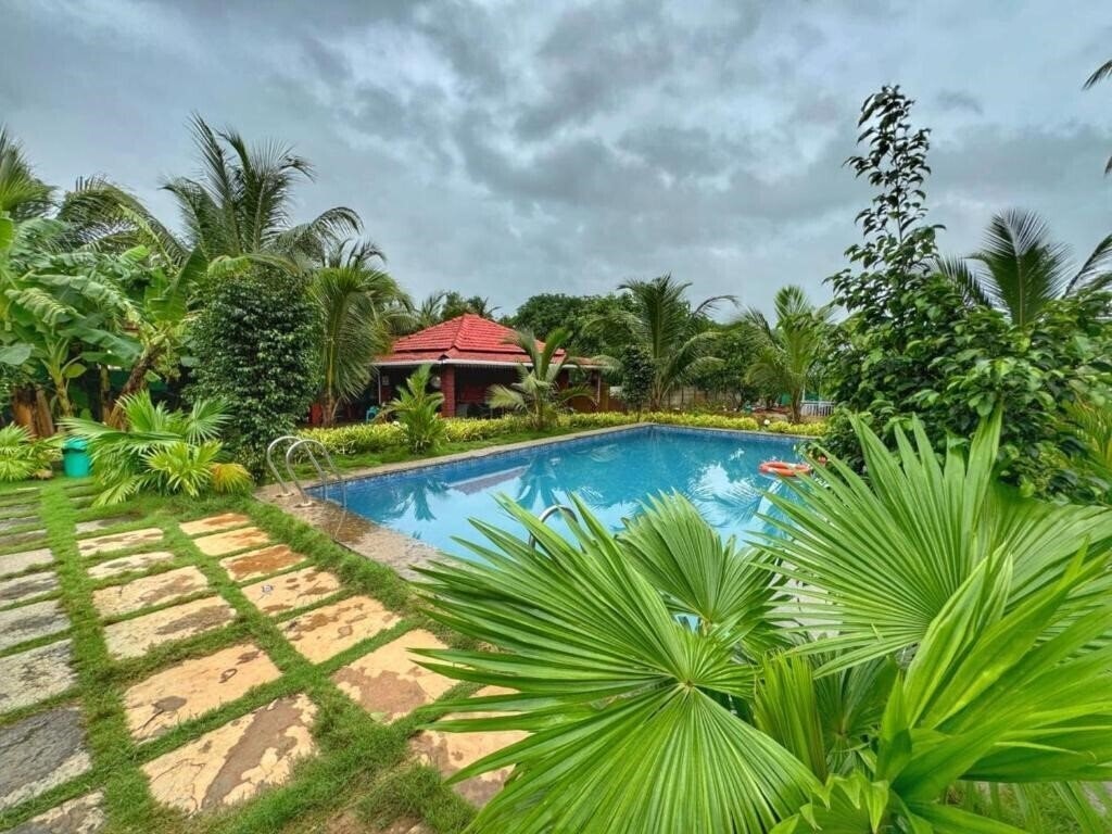 Готель White Truffle Resort 2*