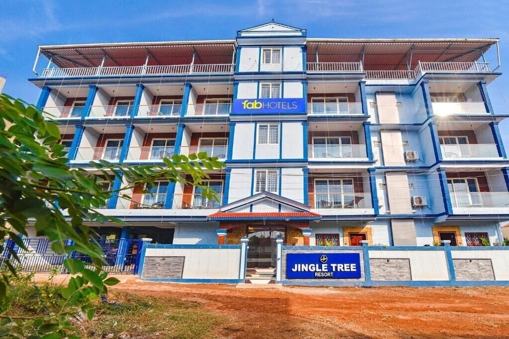 Готель Jingle Tree Resort 3*