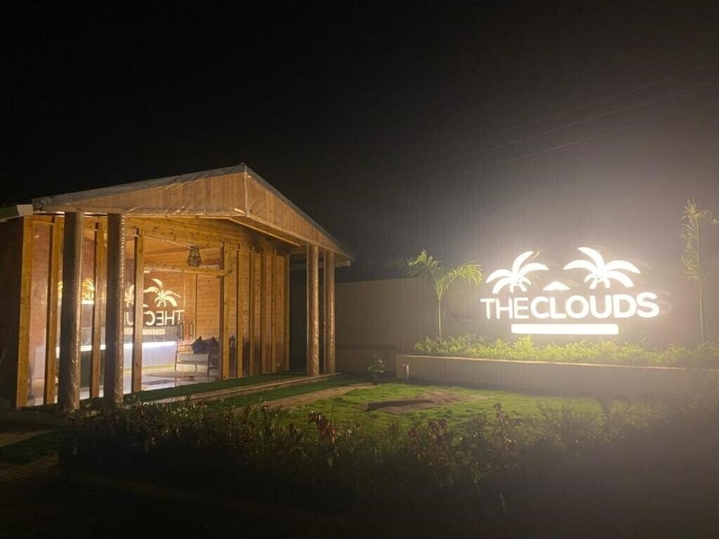 Зображення The Clouds Resort Goa 3*