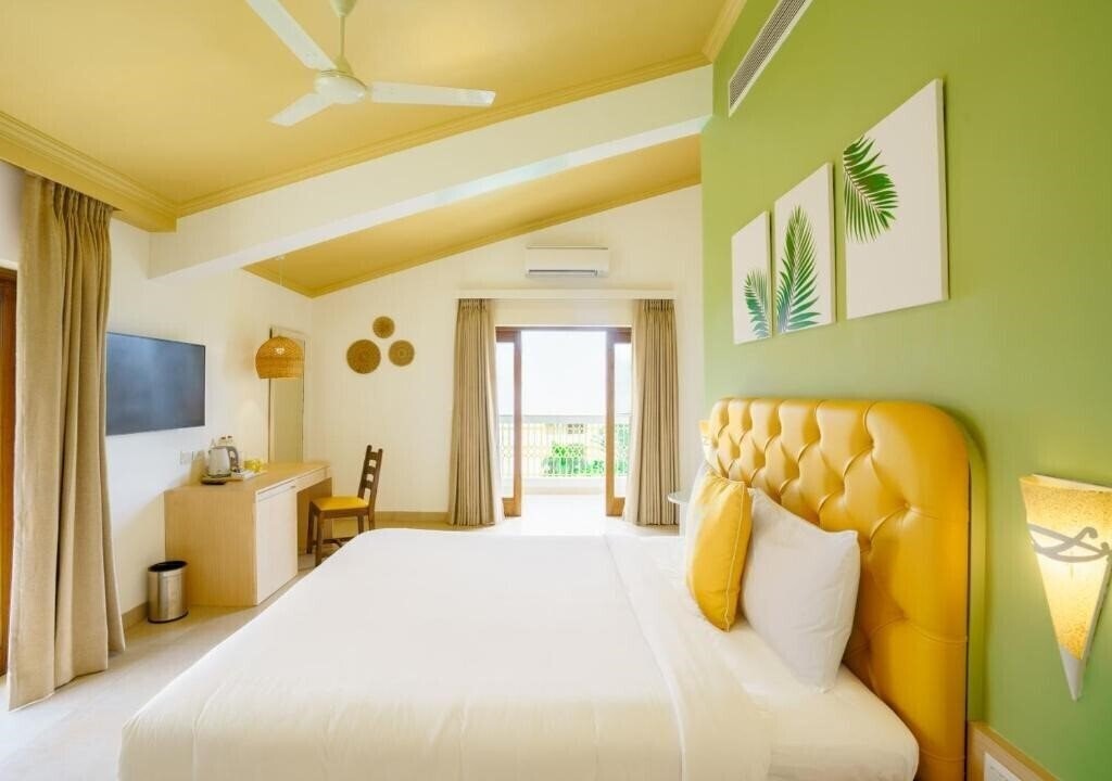 Фото Bloom Boutique Arpora 3*