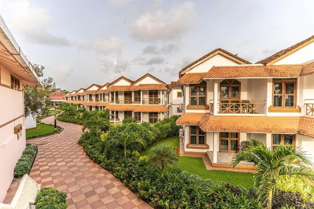Фото Nanu Resort 4*