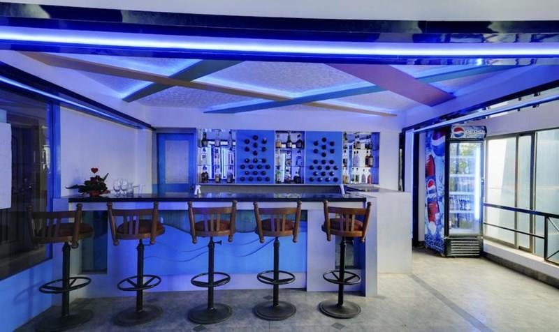 Фотографія Silver Sands 4*