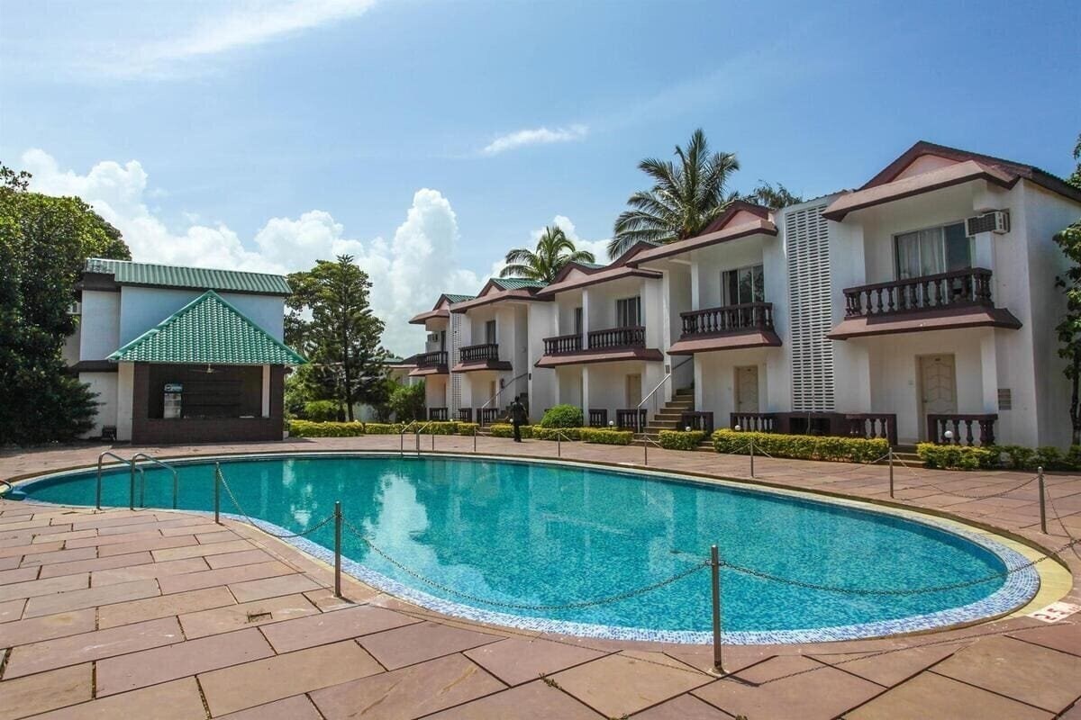 Готель Bollywood Sea Queen (ex. Bollywood Sea Queen Beach Resort) 3*