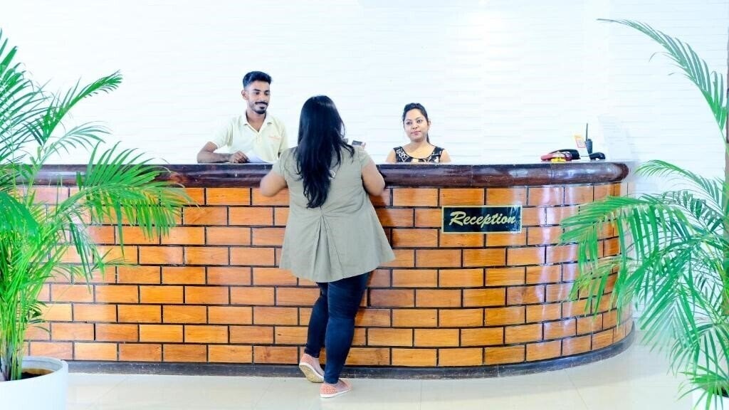 Картинка Bambolim Beach Resort 3*