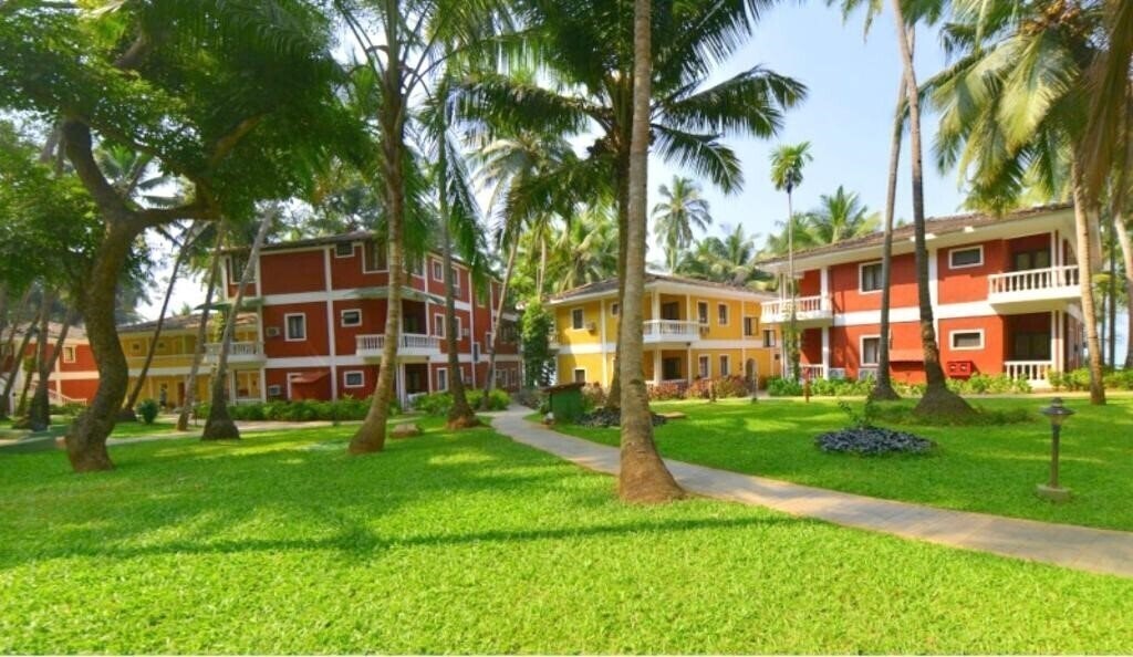 Картинка Bambolim Beach Resort 3*