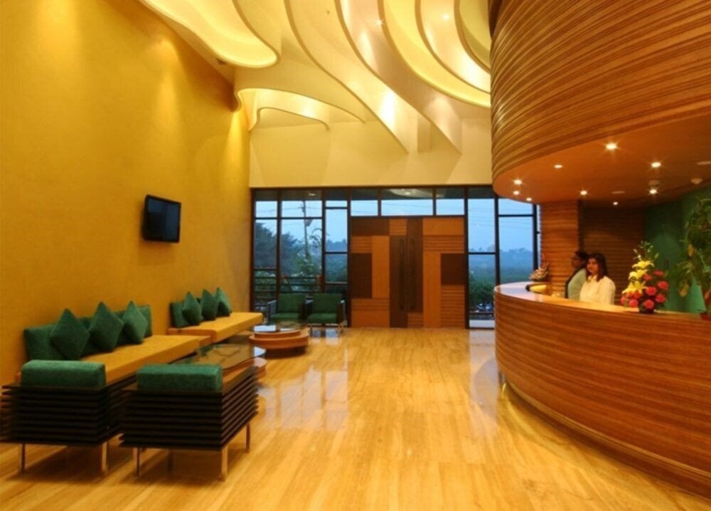 Зображення The Golden Crown Hotel 4*