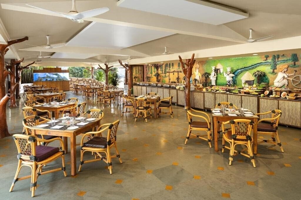 Картинка Joecons Beach Resort 4*