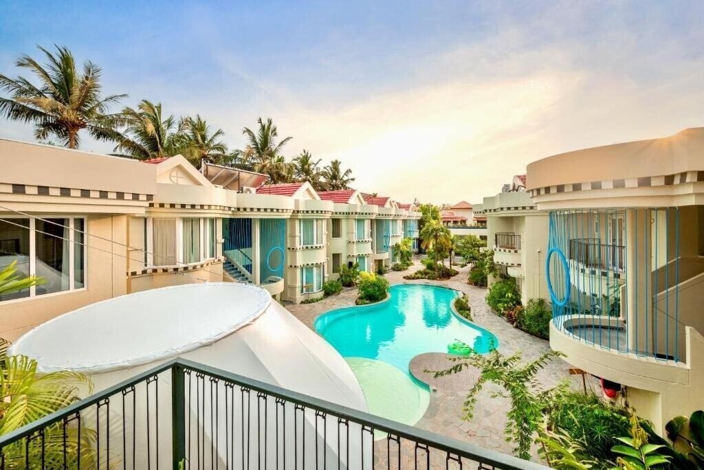 Отель Lotus Beach Resort 3*