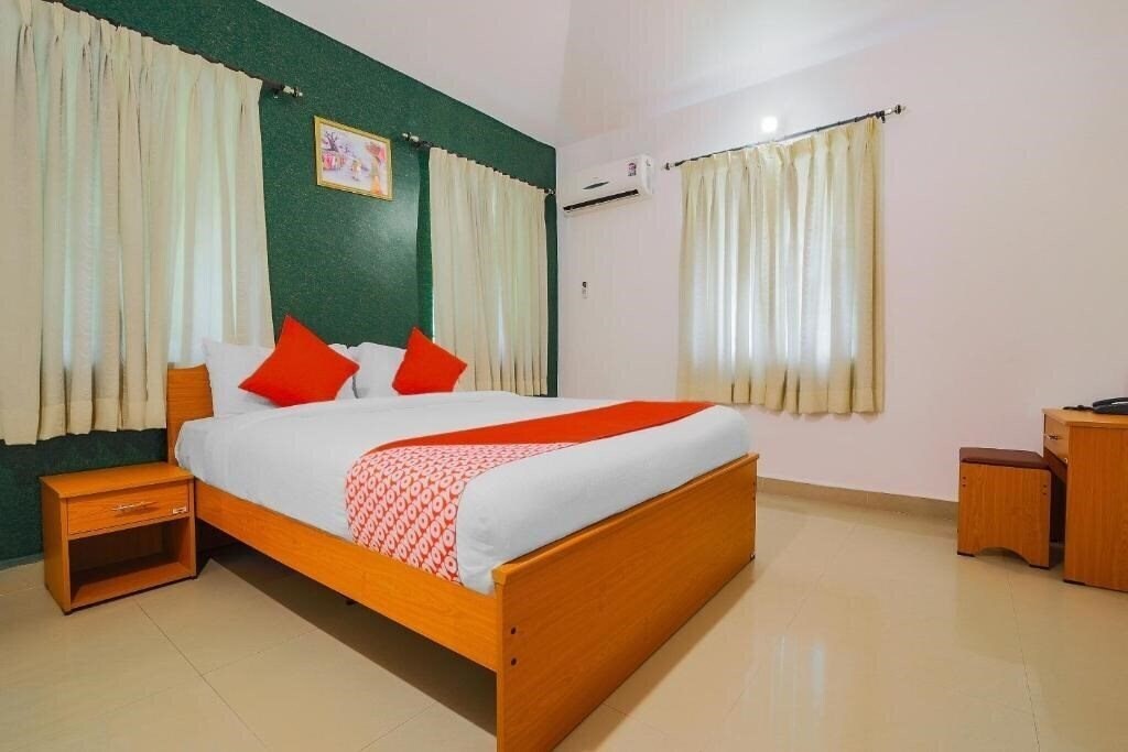 Фото The Goan Courtyard Hotels 2*