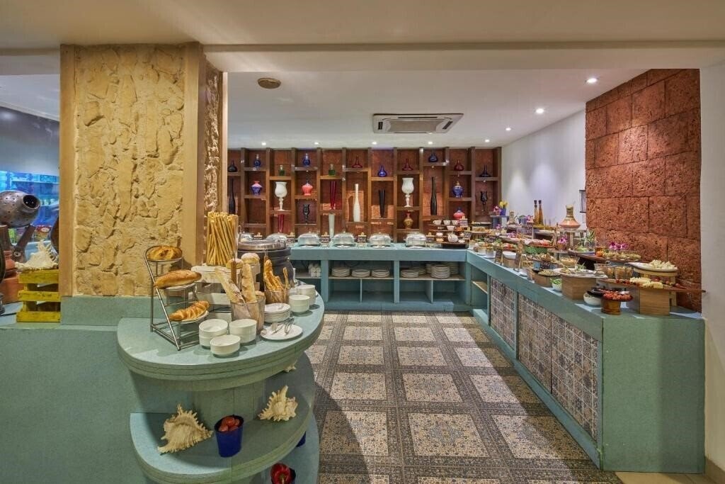 Зображення Royal Orchid Beach Resort 5*