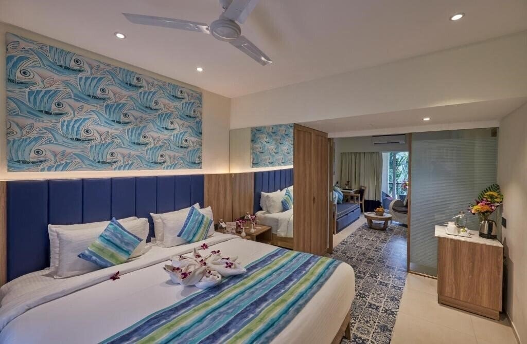 Картинка Royal Orchid Beach Resort 5*