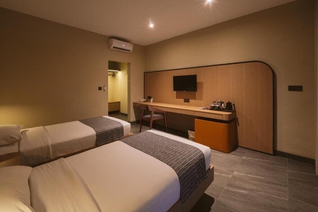 Картинка Legong Keraton Beach Hotel 3*