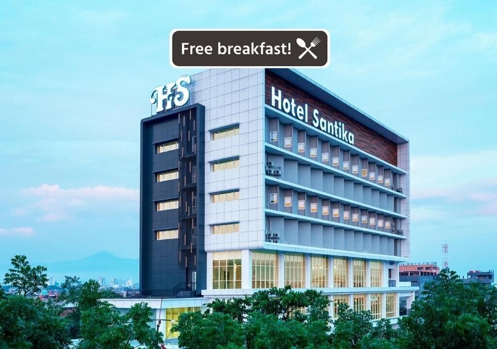 Отель Hotel Santika Pasir Koja Bandung 3*