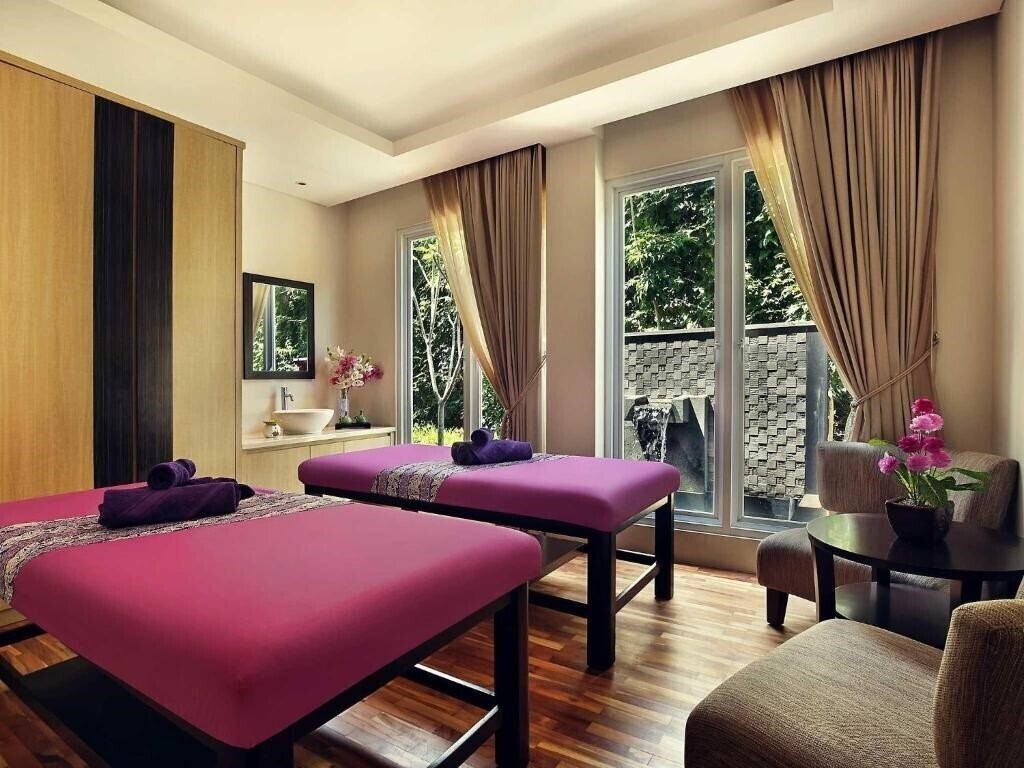 Фотографія Grand Mercure Bandung Setiabudi 5*