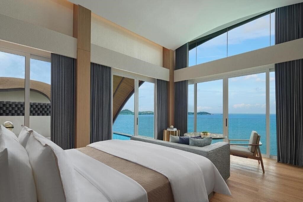 Фотографія The Westin Nirup Island Resort & SPA 5*